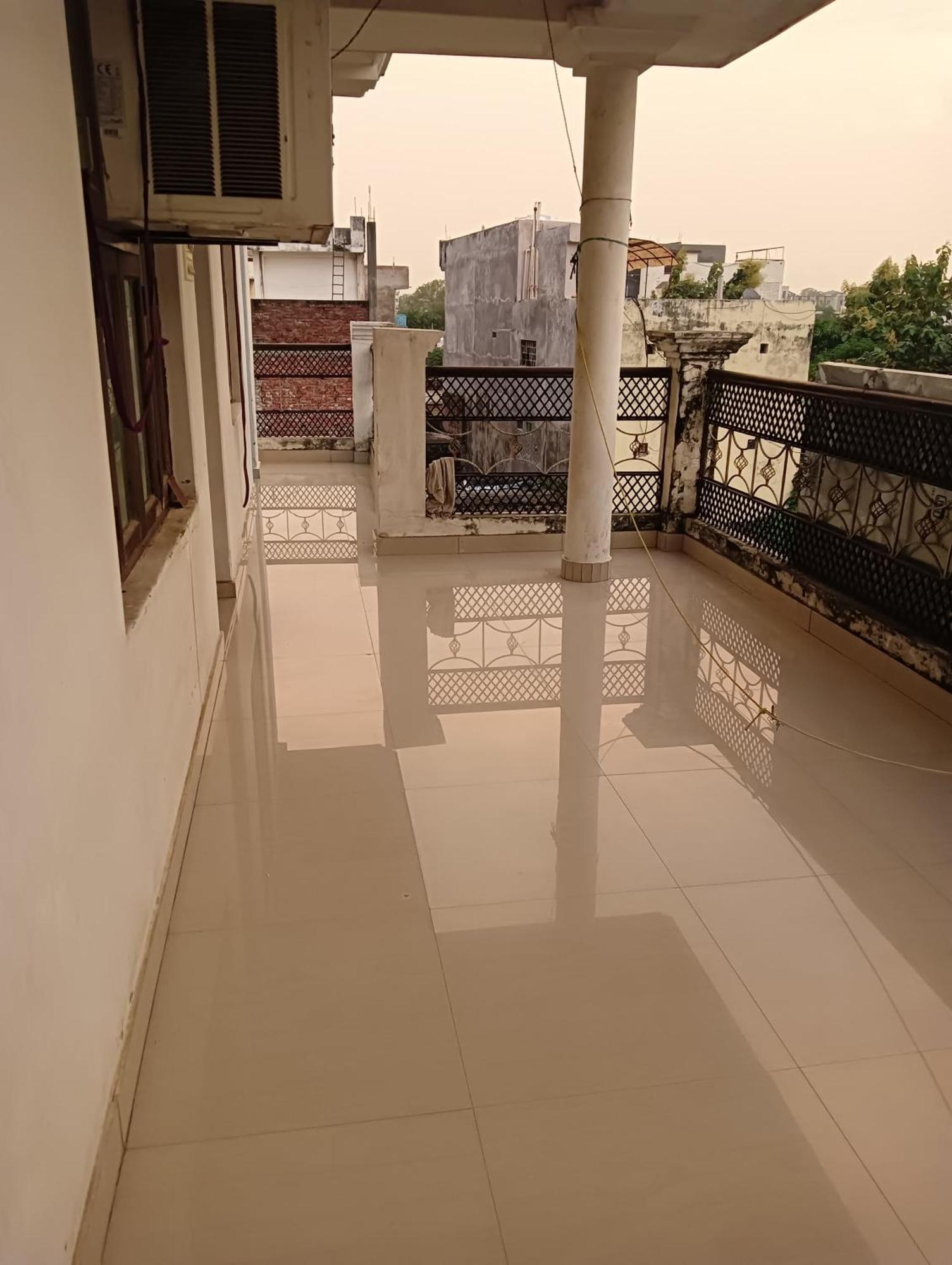 Varuna Palace Varanasi , Near Mandir & Ghat'S Esterno foto